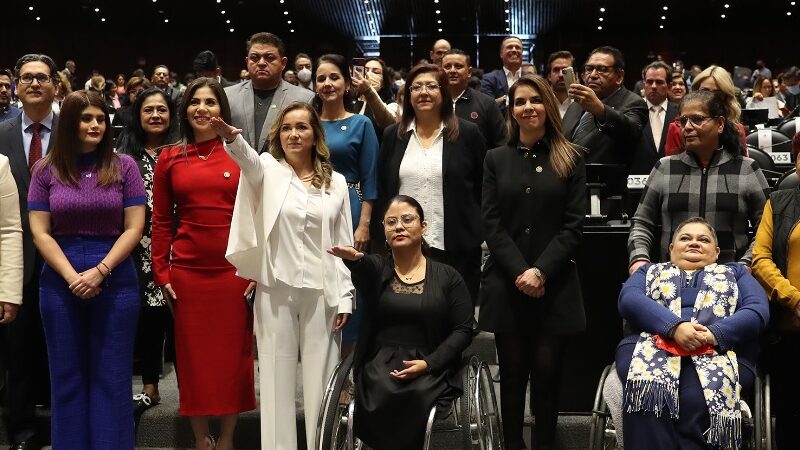 Rindió protesta la legisladora suplente de Yolanda de la Torre