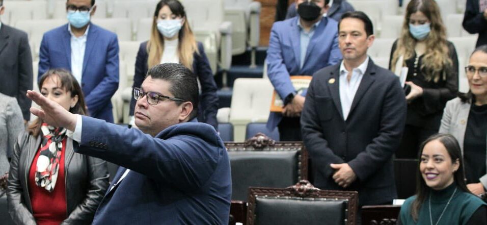 Eligen a Roberto Rico titular de Servicios Legislativos del Congreso hidalguense