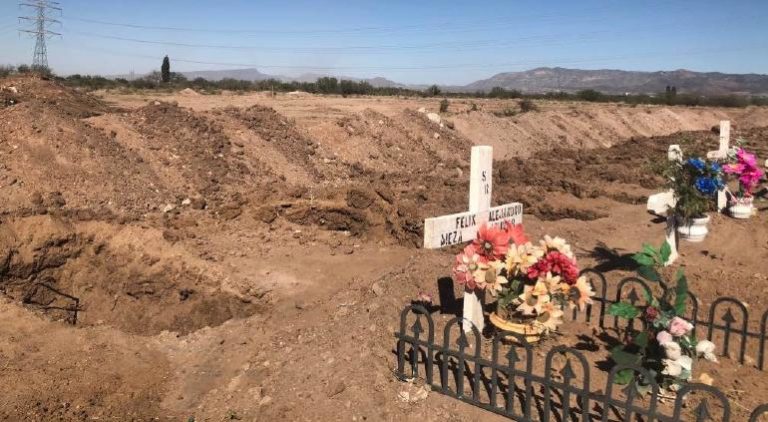 Respaldan reforma para regular inhumación de cadáveres