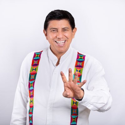 Gobernador de Oaxaca envió iniciativa al Congreso para someterse a revocación de mandato