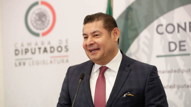 Descarta presidente del Senado repercusiones por la expulsión del embajador de México en Perú