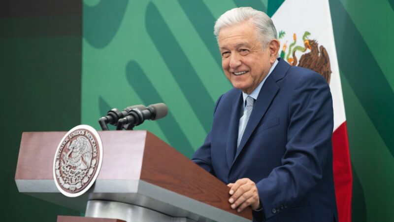 Cuestionan a AMLO por alertas de seguridad