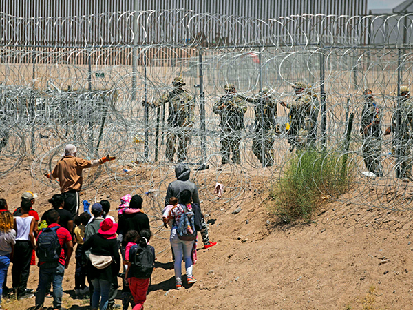 México no destinó recurso para atender deportaciones: panistas