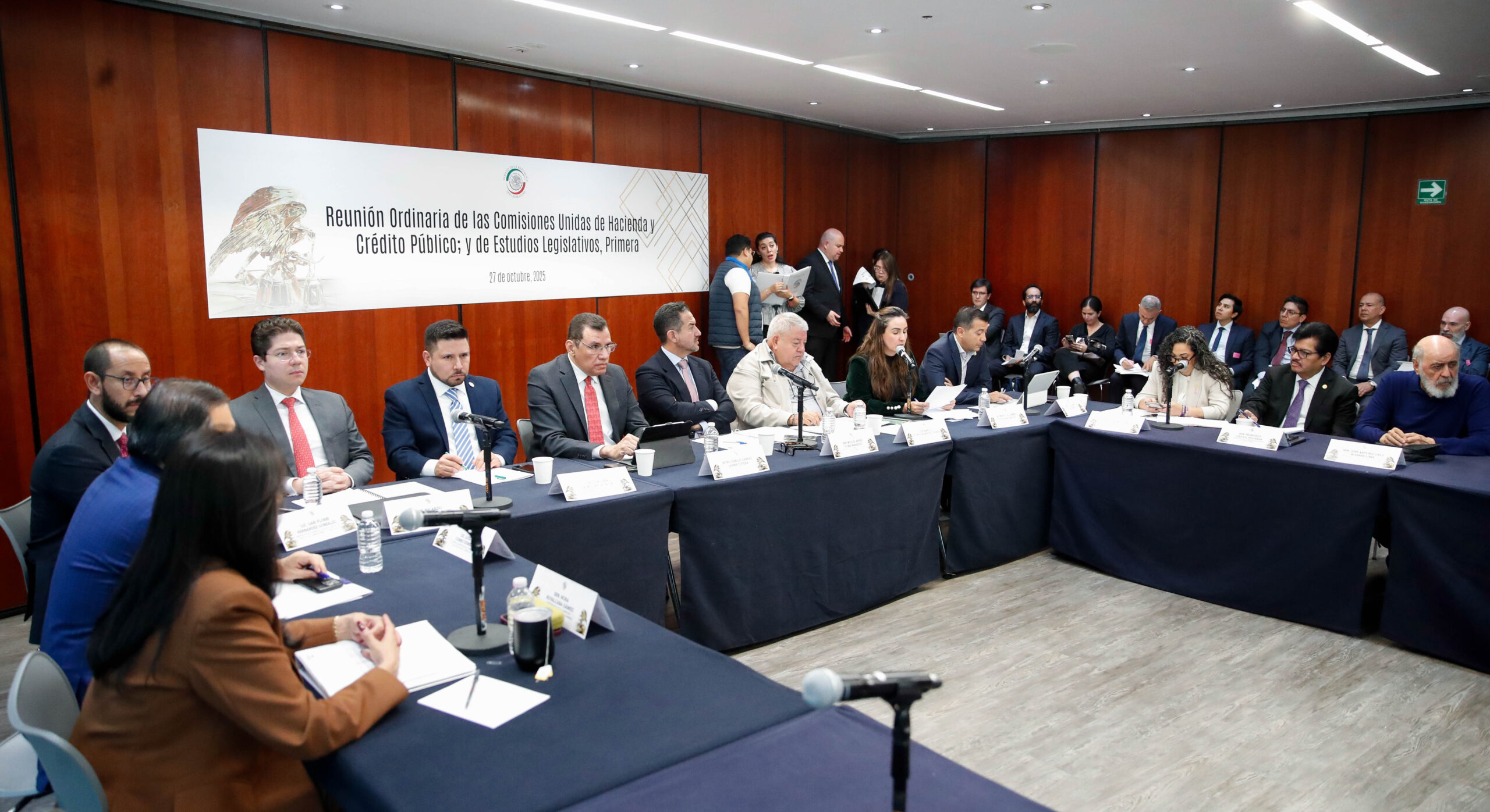 Analizan en el Senado el Paquete Económico 2026: sin nuevos impuestos y con finanzas estables