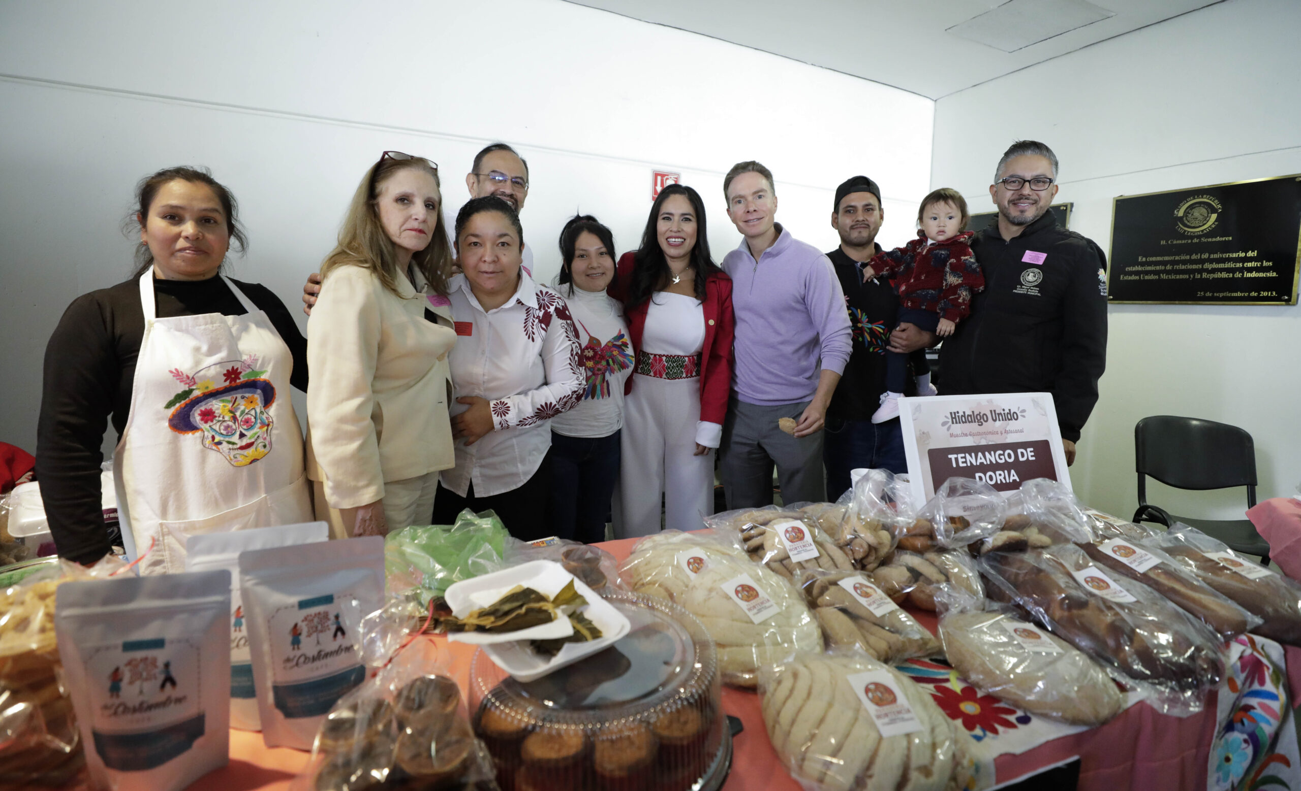 Proponen rescatar la economía de Hidalgo… a punta de barbacoa y enchiladas