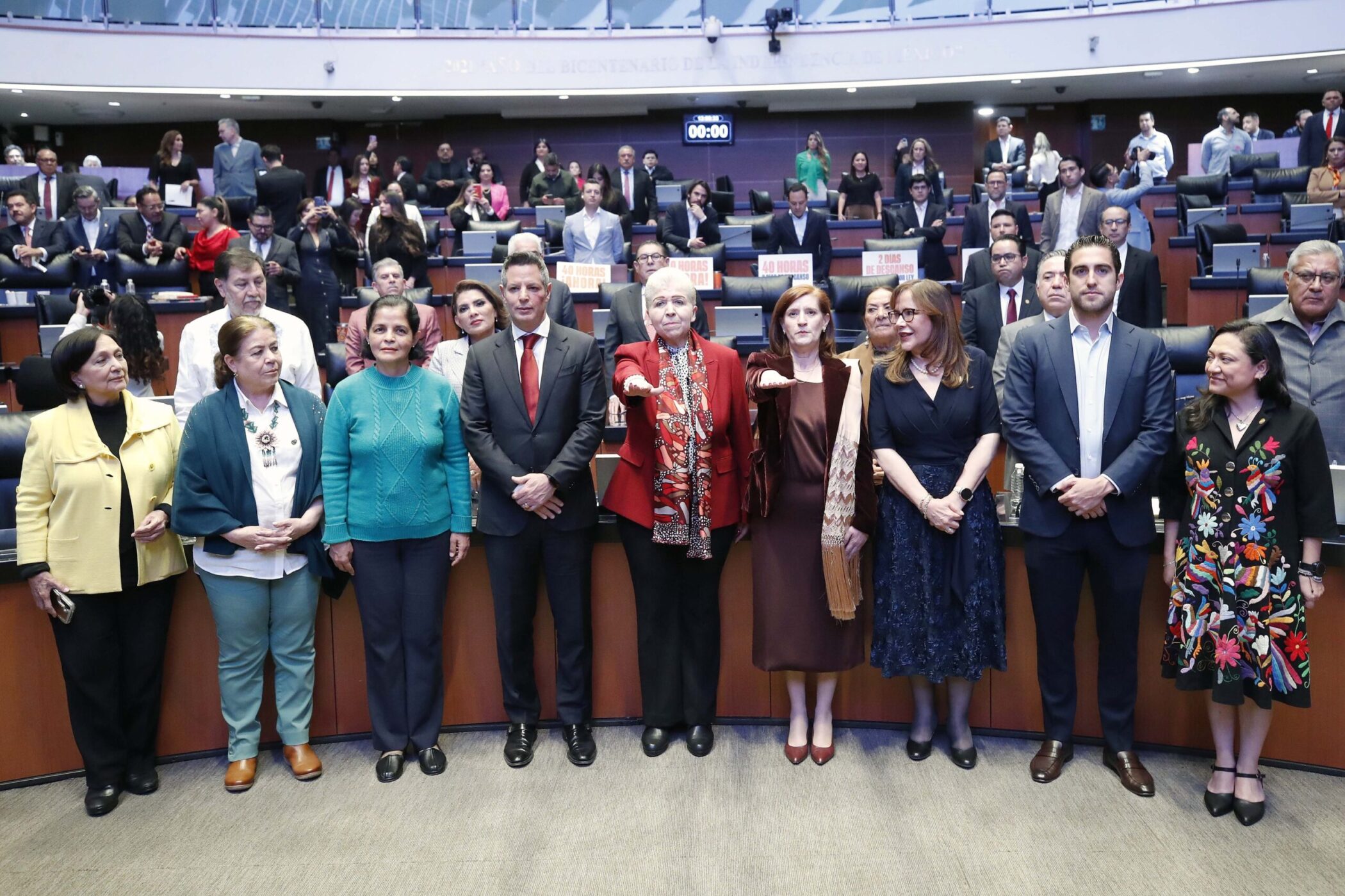 Senado aprueba semana laboral de 40 horas… pero para 2030