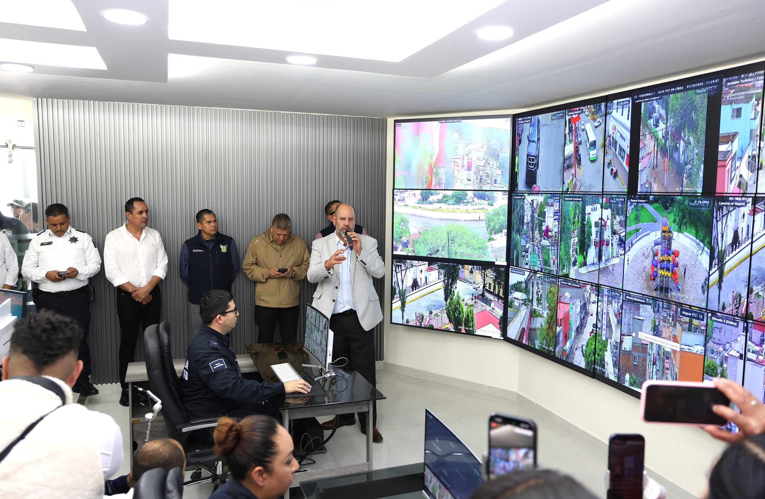 SSPH fortalece la seguridad en Tula con nuevo C2; Salvador Cruz Neri inaugura centro de vigilancia inteligente